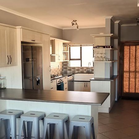 Just Breezy - Visit Langebaan Apartamento Exterior foto